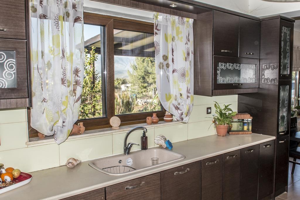 House Veggera - Private Swimming Pool Guest House Pombia Luaran gambar