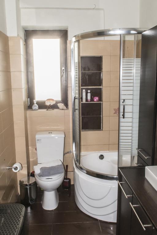 House Veggera - Private Swimming Pool Guest House Pombia Luaran gambar