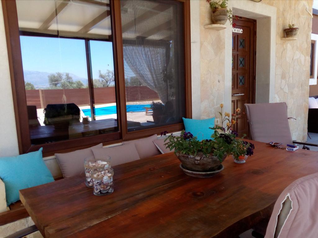 House Veggera - Private Swimming Pool Guest House Pombia Luaran gambar