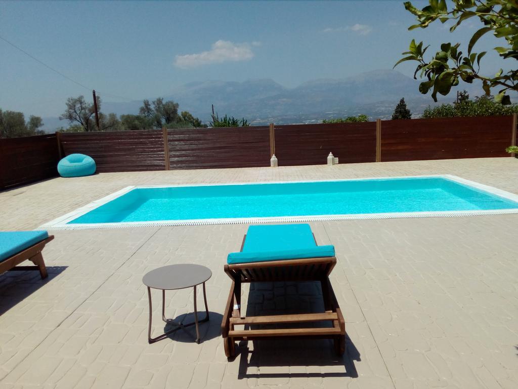 House Veggera - Private Swimming Pool Guest House Pombia Luaran gambar