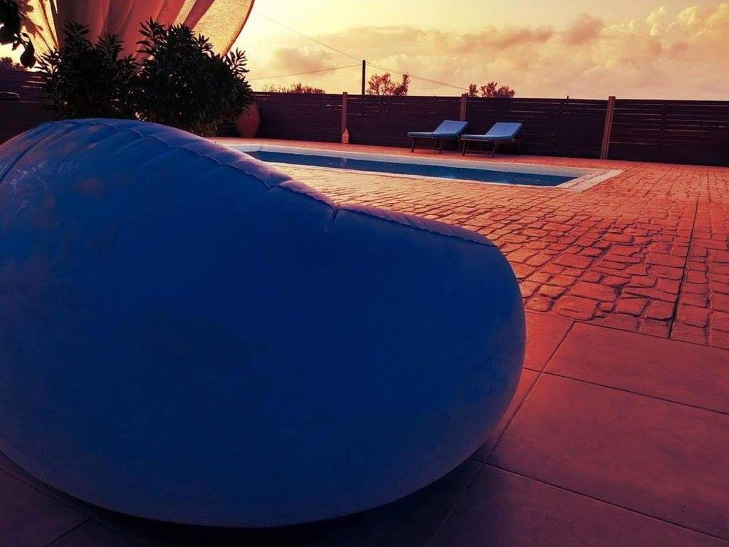 House Veggera - Private Swimming Pool Guest House Pombia Luaran gambar